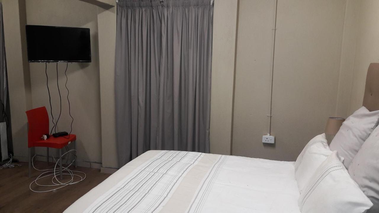 Tehilah Bed & Breakfast Sabie Bagian luar foto