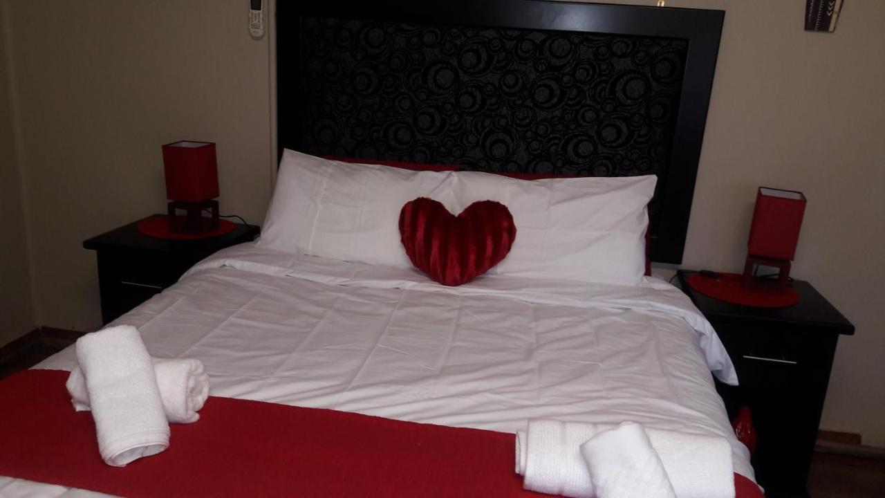 Tehilah Bed & Breakfast Sabie Bagian luar foto